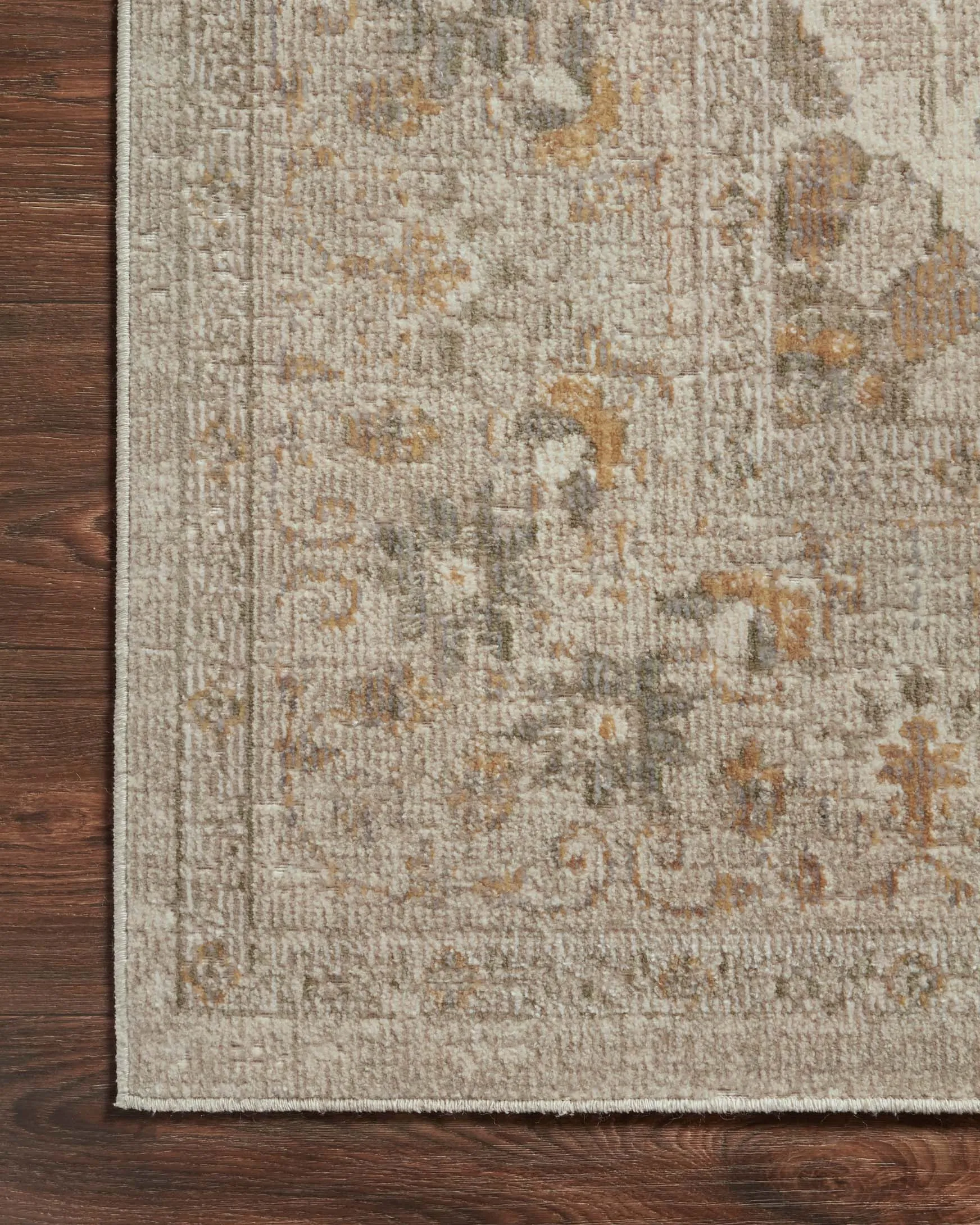 Chris Loves Julia x Loloi - Rosemarie Collection - Traditional Power Loomed Rug in Ivory & Natural (ROE-02)