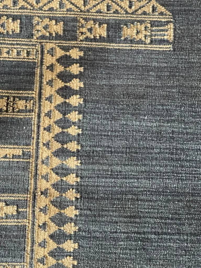 Hand Knotted Wool & Cotton RUG 46 (5x8 ft)