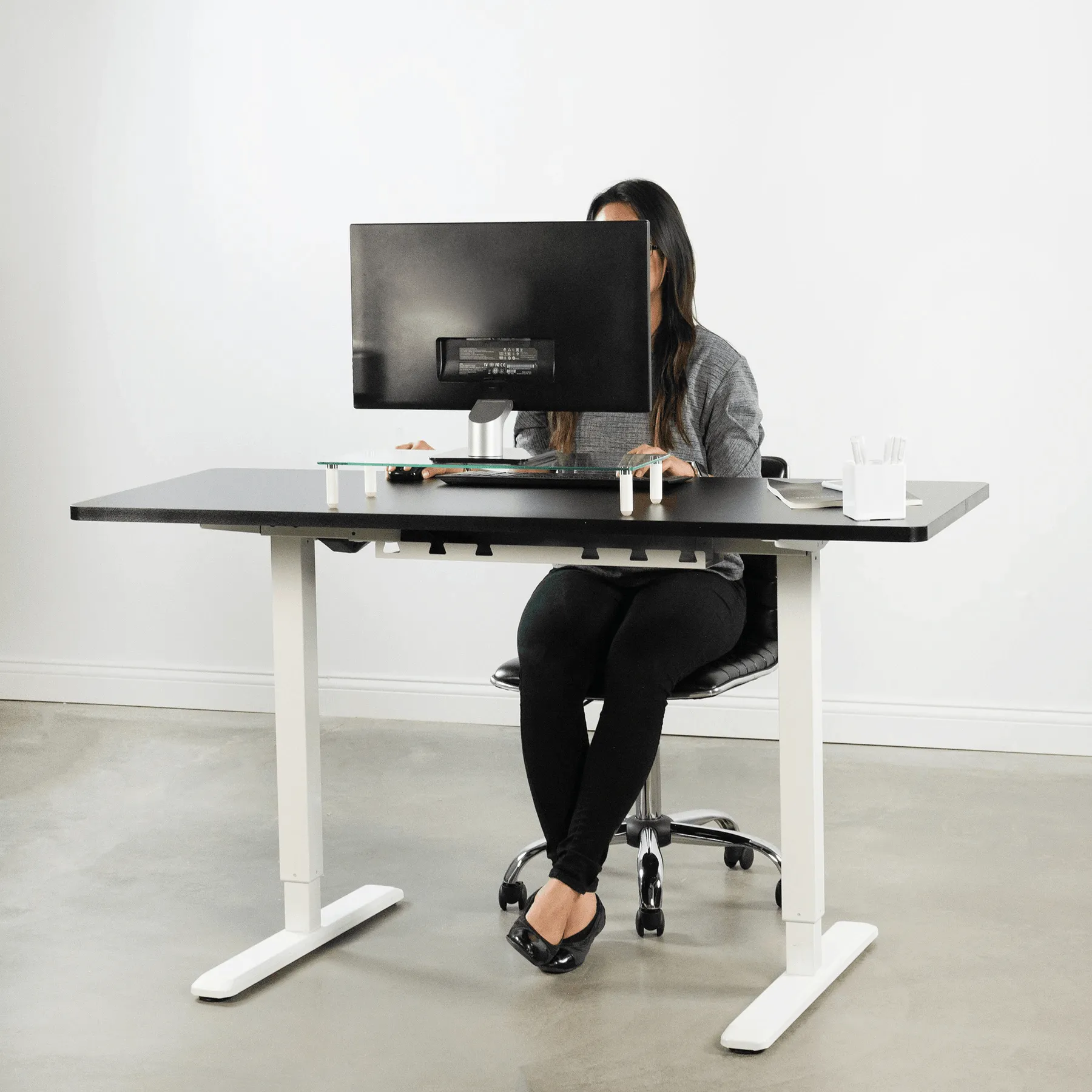 VIVO Electric 60” x 24”  Black Tabletop White Frame Standing Desk w/ Memory Pad, DESK-KIT-1W6B